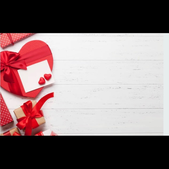 ❤️ Gifts made easy…just bundle❣️ - Picture 4 of 8